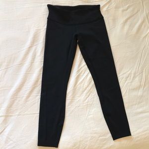 Lululemon Leggings - Black - Size 6